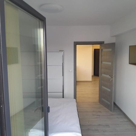 Apartament 3 Camere, Targu Neamt Et4 Esterno foto