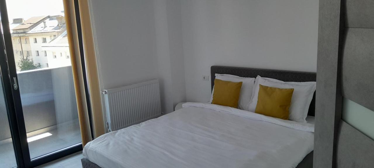 Apartament 3 Camere, Targu Neamt Et4 Esterno foto